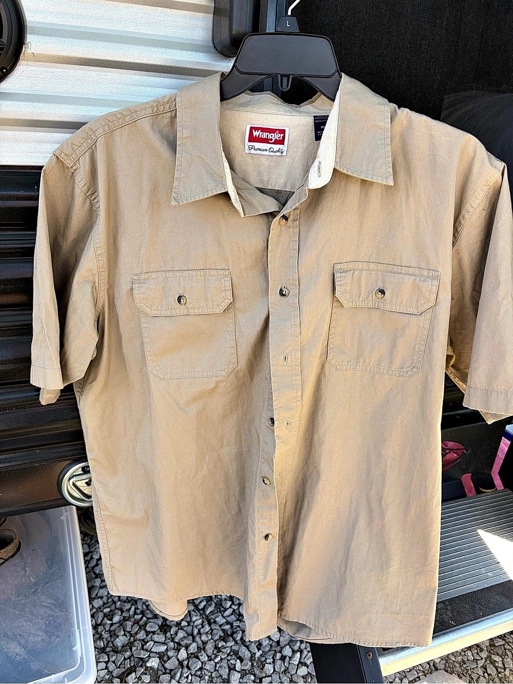 Wrangler Men's Cotton Short Sleeve Shirt in Tan